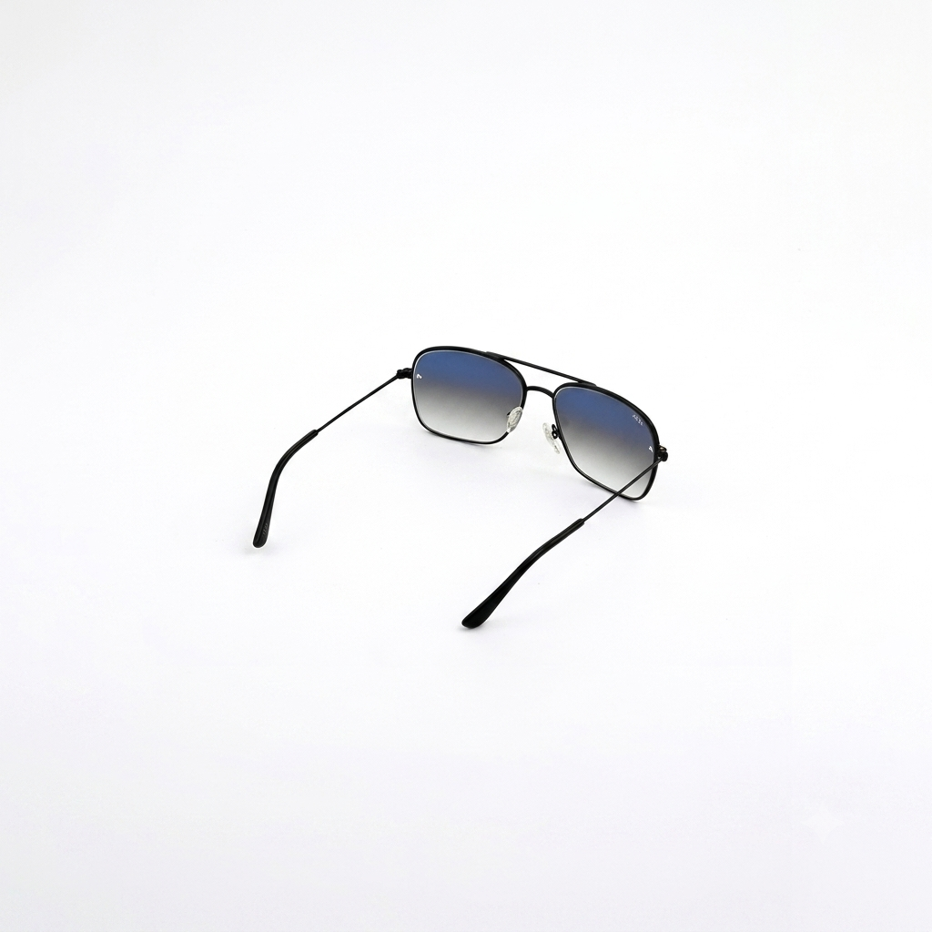 Alte Sunglass in Gradient Shade.