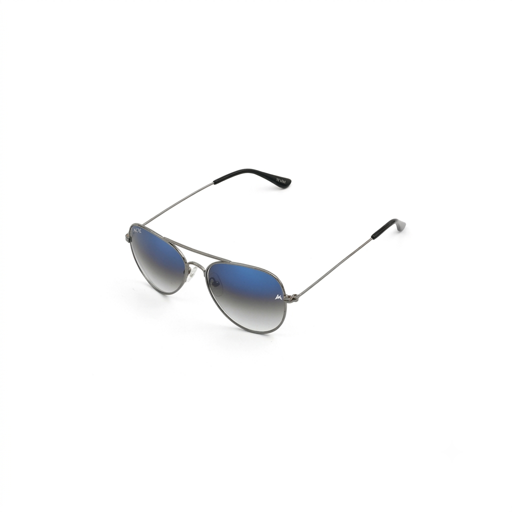 Alte Aviator Sunglass in Gradient Shade.
