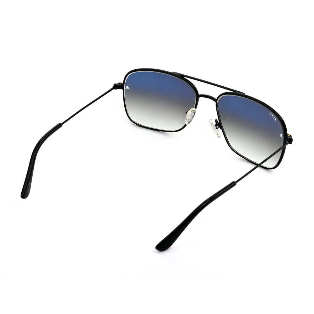 Alte Sunglass in Gradient Shade.